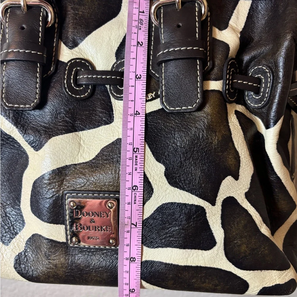 Dooney & Bourke Rare Giraffe Print Tote - Picture 9 of 10